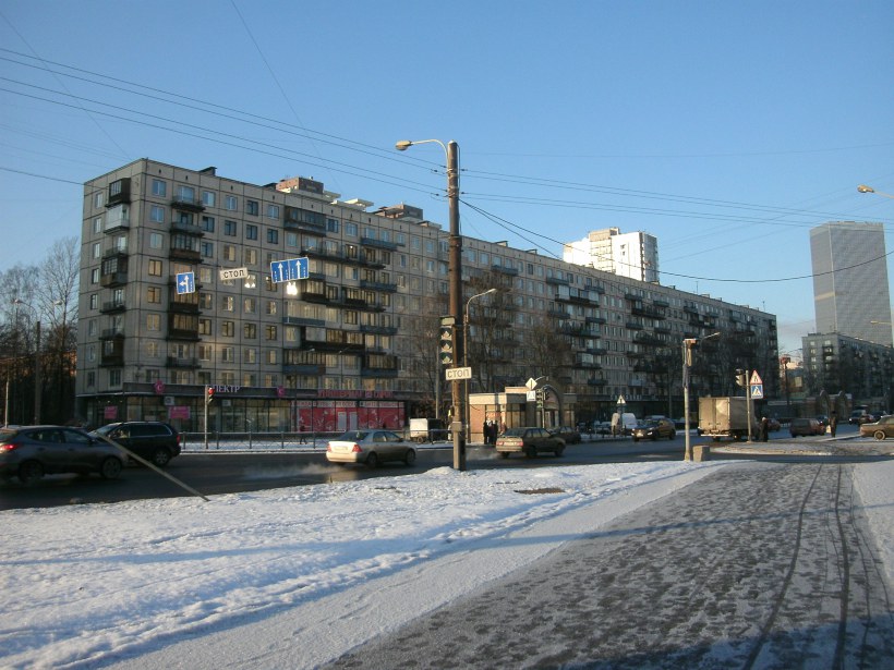 Краснопутиловская ул. 121
