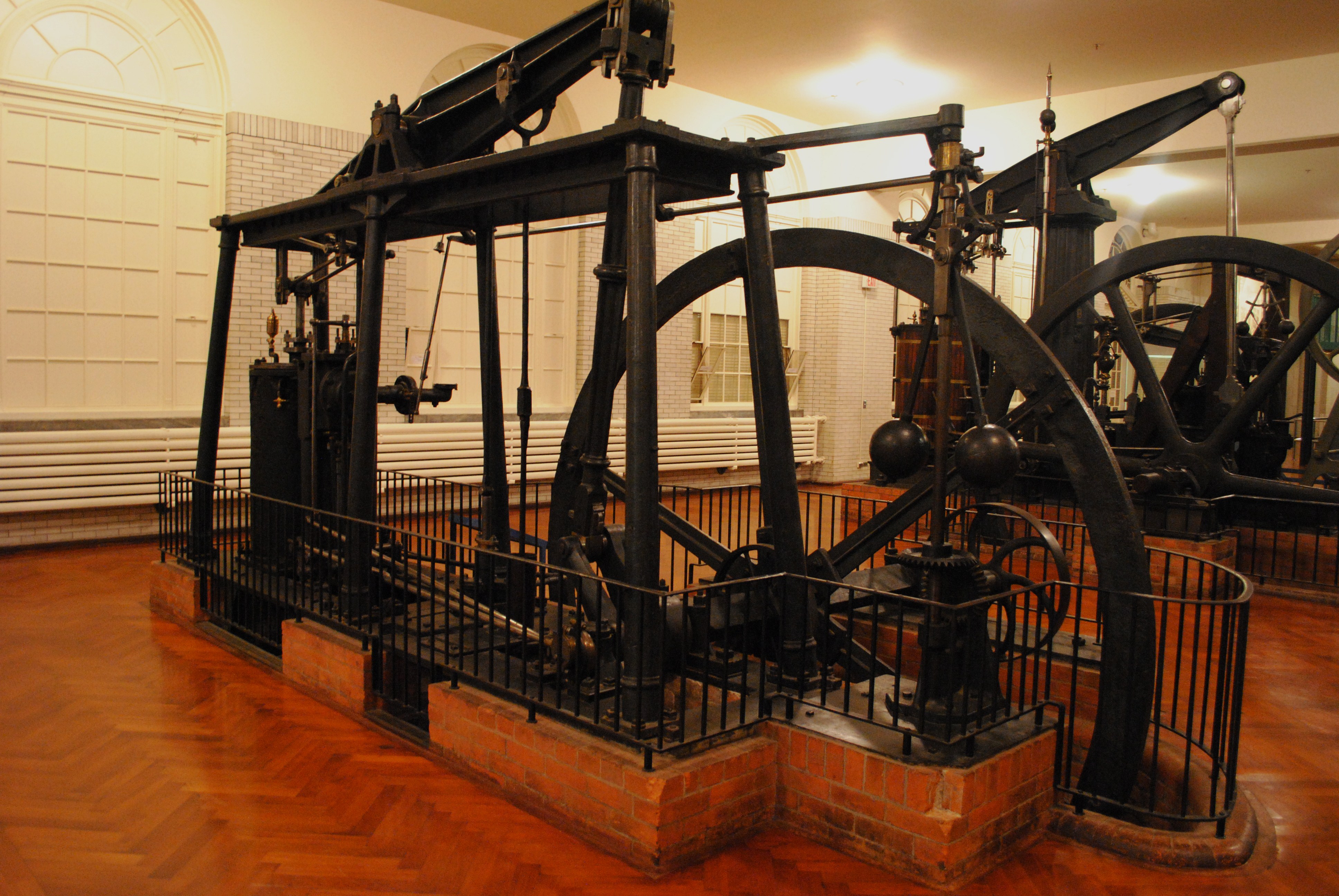 First steam engine by james watt фото 69